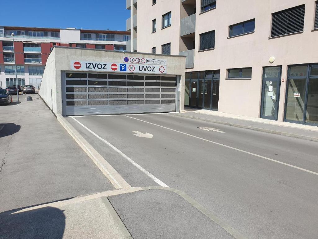 Burin Apartment Koper Exterior photo